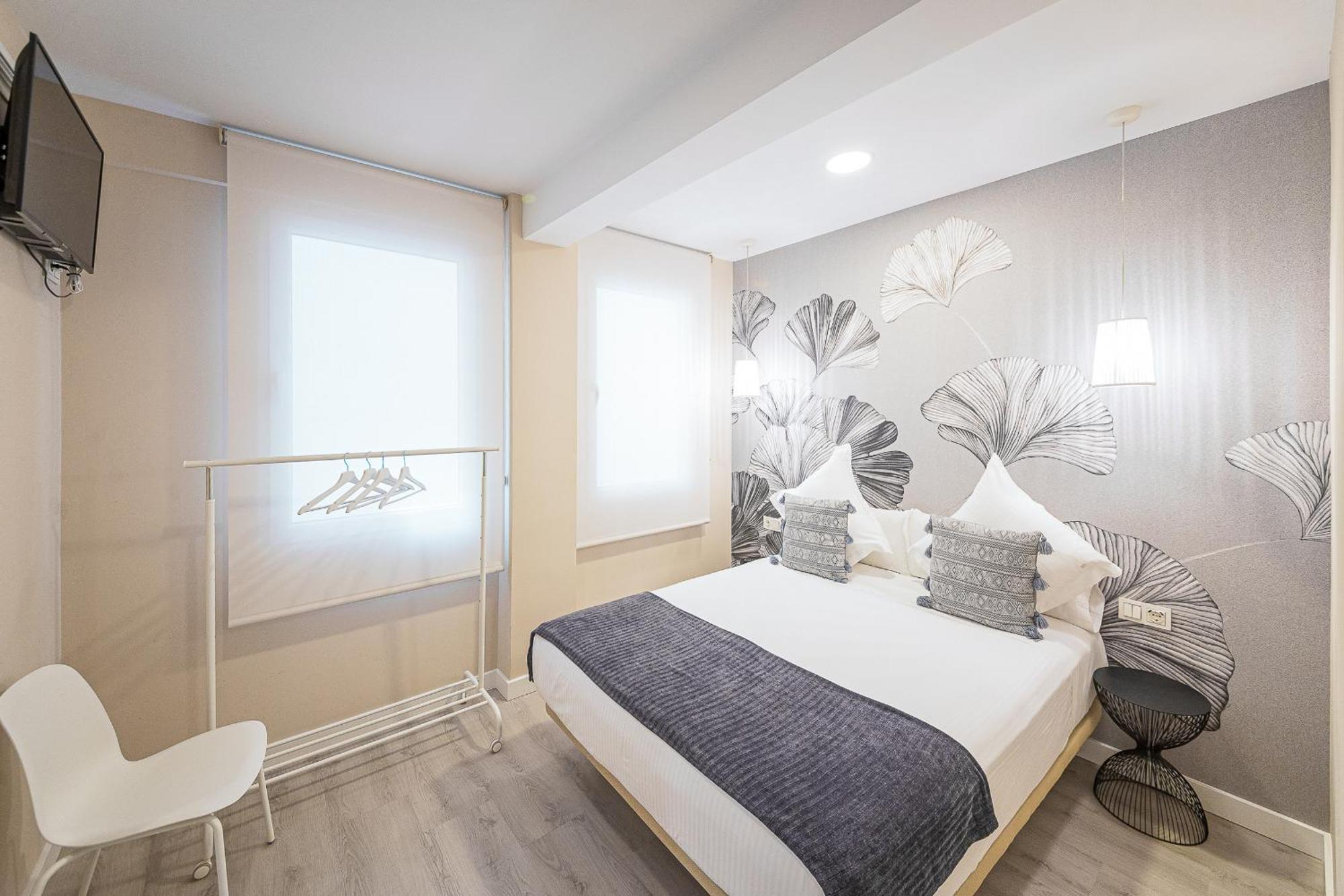 סרגוסה Hostal Plaza Boutique (Adults Only) מראה חיצוני תמונה
