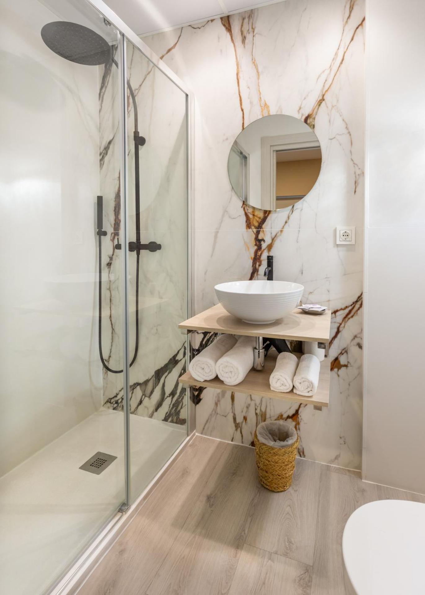 סרגוסה Hostal Plaza Boutique (Adults Only) מראה חיצוני תמונה